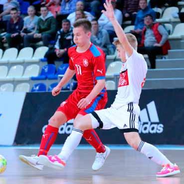 Výborný vstup do kvalifikace U19. Češi porazili Řeky Český tým U19 zvládl úvodní rundu kvalifikace o postup na EURO 2019, když v Rusku porazil ve středu soupeře z Řecka jasně 6:2.