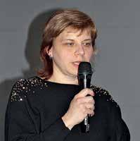 Andrea Blažková připomněla, že před aplikací přípravků, které jsou nebezpečné pro včely, mají pěstitelé zákonnou povinnost dva dny předem nahlásit svůj záměr dotčeným včelařům.