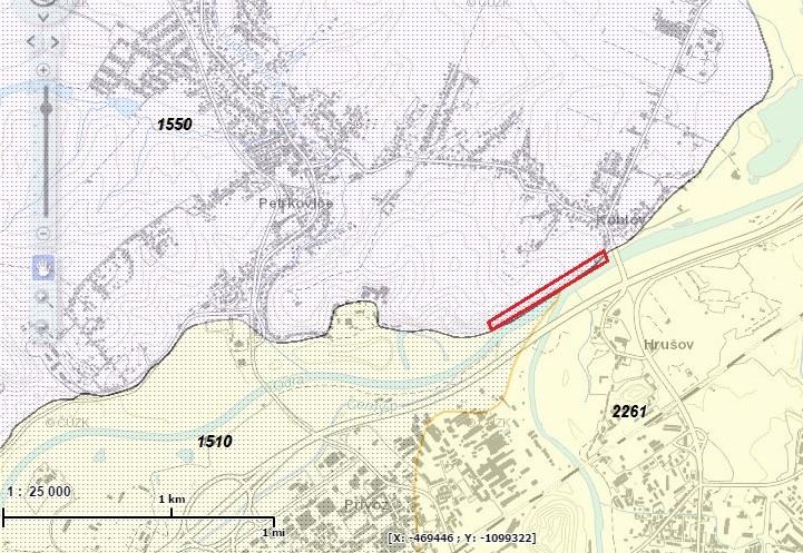 5.4. Hydrologie a hydrogeologie Z hydrogeologického hlediska spadá posuzovaná oblast do povodí Odry, konkrétně leží na pomezí hydrogeologických rajonů č.