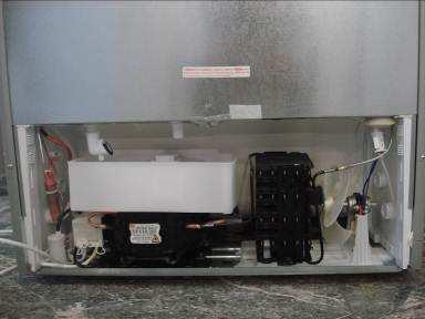 REMOVING THE DISPLAY GROUP a) Sheet door model: AG Arçelik display is new.