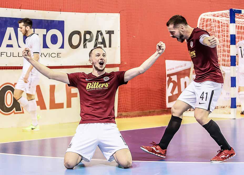 54 FUTSAL FUTSAL 55 Nicméně o pátečním zápase se bude ještě dlouho mluvit. Spar- dla hry. Pojďme zregenerovat a bojovat znovu.