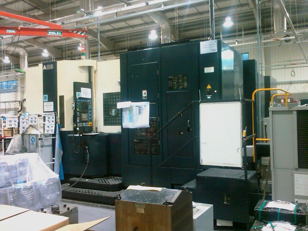 6 Příklad ze strojírenské praxe Předmětem příkladu bude CNC obráběcí centrum od společnosti Makino typu A88 zobrazeno na obr. 6-1. Obr.