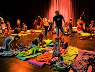 Velký divácký ohlas zaznamenala i orchestrální verze slavné Balady pro banditu se sólisty Divadla Husa na provázku. K 100.