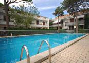 cz 28 FRIULI VENEZI GIULI Residence UNE -» Vzdálenost od pláže: 350 m.» trilo -» quadri J 27. 07.