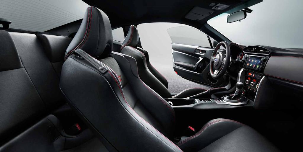 V centru pravého nadšení. Ucítíte to v okamžiku, kdy usednete za volant SUBARU BRZ.