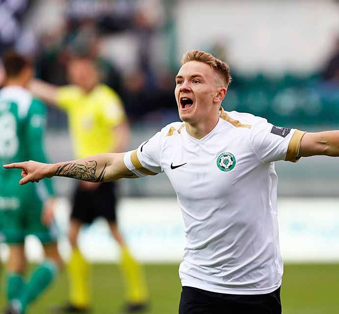 Bohemians 1905 34 9 12 13 32:42 39 4. Příbram 34 10 7 17 40:71 37 Jan Matoušek: Počítám už s baráží! ECHO 33. a 34.