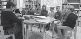 Představení neslo název S kouzly kolem světa. Sám Pavel Kožíšek děti virtuálním letadlem přenesl přes moře a světadíly, navštívili spolu mnoho zemí a v každé čarovali.