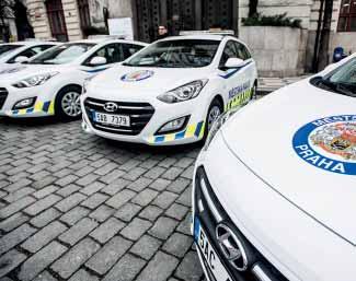 Policie České republiky Již v roce 2015 společnost Hyundai dodala Policii ČR 150 vozů ix35 a v roce 2017 vyhrála výběrové řízení na více než 800 vozů a dodá Policii