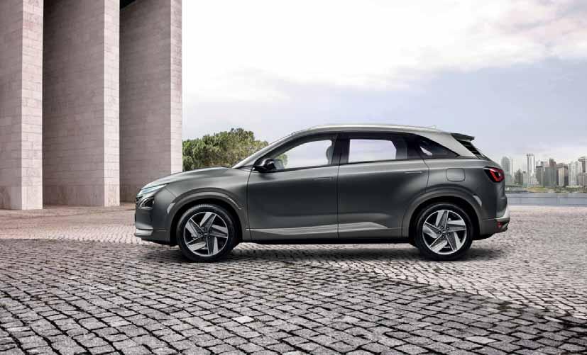 Hyundai upevňuje své vedoucí postavení zcela novým modelem Hyundai Nexo, prvním SUV konstruovaným výhradně pro pohon na vodík, své vedoucí postavení v oblasti elektromobilů s palivovými články.