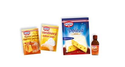 Doba pfiípravy: asi 35 minut Doba peãení: asi 60 minut hru kov kompot (hmotnost po odkapání 460 g) 1 balíãek (250 g) hotové makové náplnû 75 g oloupan ch sluneãnicov ch jader 1 KL Mandlového aroma 3