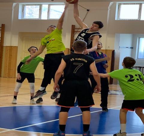 Chlapci v basketbale na 5. místě 