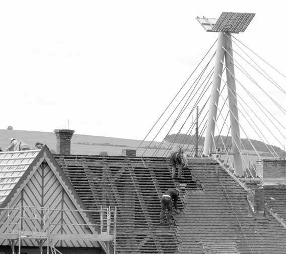 2 ZPRÁVY ZE SLOVÁCKÝCH MĚST V Havlíčkově si zahrajete na piano STRANA 1 Nakonec piano zakoupila z vlastních prostředků a dnes zorganizuje i jeho instalaci.