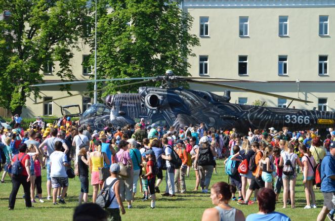 proběhla akce pro děti a mládež s názvem Hranické hry bez hranic Bezpečné město. Akce se konala v areálu kasáren gen.