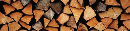 V určitém poměru, v závislosti na typu, tvaru a velikosti, je možné spolu s dřevem spalovat i dřevní brikety.