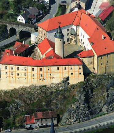 LEDEČ NAD SÁZAVOU HraD 19 Film: Čertí brko Mladý čert Bonifác to neměl ve světě lidí vůbec jednoduché. A jeho pekelní kumpáni mu to taky neulehčili.