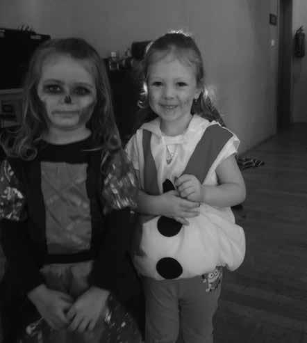 -9- Školství Halloween v mateřské škole Halloween je anglosaský lidový svátek, který se slaví 31. října, a je to většinou v anglicky mluvících zemích.