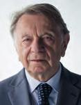 Zveřejnění textu přednášek na internetu je efektivní ve vyšších ročnících, kdy na některých oborech studuje jen několik posluchačů, a je tedy problematické psát skripta.
