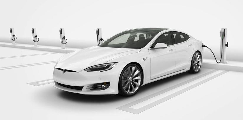 1auto/mnoho nabíječů Pěkná marketingová