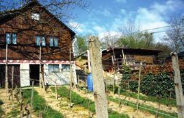 Opava Prodej dvou chat s pozemkem, každá s dispozicí 3+kk v klidné