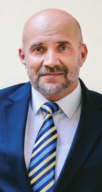 Realizační tým Struktura činnosti Fondu Právní normy Zákon České Republiky č. 240/2013 Sb. «O investičních společnostech a investičních fondech» Vlastníci - akcionáři Regulace Fond REIT-CZ SICAV, a.s. Česká Národní Banka (ČNB) investiční fond s proměnným základním kapitálem IČO: 48136450 Fond byl zaregistrován dne 24.