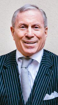 2018 Аdministrátor a Obhospodařovatel Fondu АVANT investiční společnost, a.s. PAVEL SLEZÁČEK Akcionář a výkonný ředitel společnosti ADRM, a.s. která je výhradním partnerem Sítě agentur ERA Reality ČR pro výkup nemovitostí.