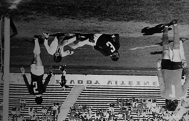 PODZIM 1976 ZÁPAS S PROSTĚJOVEM I HRADECKÉ DERBY Klub 1.
