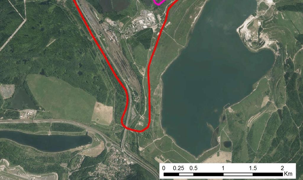 století, - až přes 20 m mocnosti - Winklerův nedopalek, dehty, havarijní úniky RL, vápenné kaly,