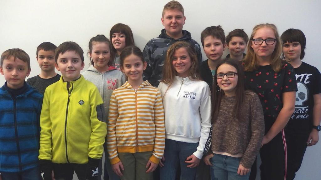 Začátkem února se v zelené třídě třetího patra základní školy sešly tři desítky šikovných dětí, které byly ochotné udělat něco nad rámec školních povinností a naučily se přednášet zajímavý literární
