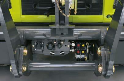 XERION je vybaven třemi hydraulickými okruhy Loadsensing: 1 Hlavní okruh pro hydraulické rozvaděče a zvedací závěs Hlavní