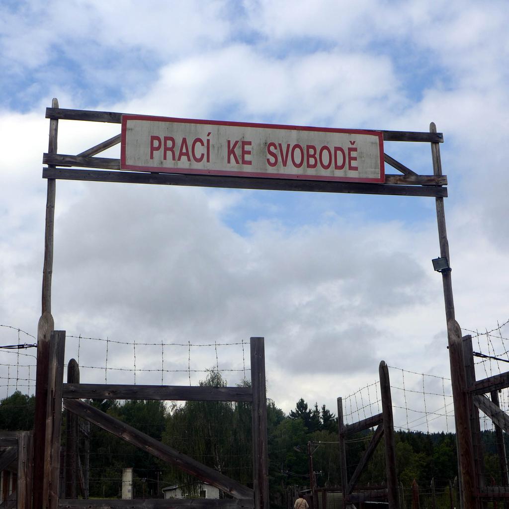 Historical background Persecution 1948-1989 Population 1948 8,893,000 Arrests 205,000 Corrective Labor Camp 70,000 Penal Labor Camp 20,000 Military 60,000 Clergy 10,300