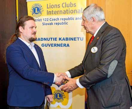 www.ipetka.cz Pětka Charita Lioni jednali v Motole Dvakrát za lionský rok se setkávají prezidenti jednotlivých Lions Clubů z ČR a SR (Distrikt 122) na společné schůzce.