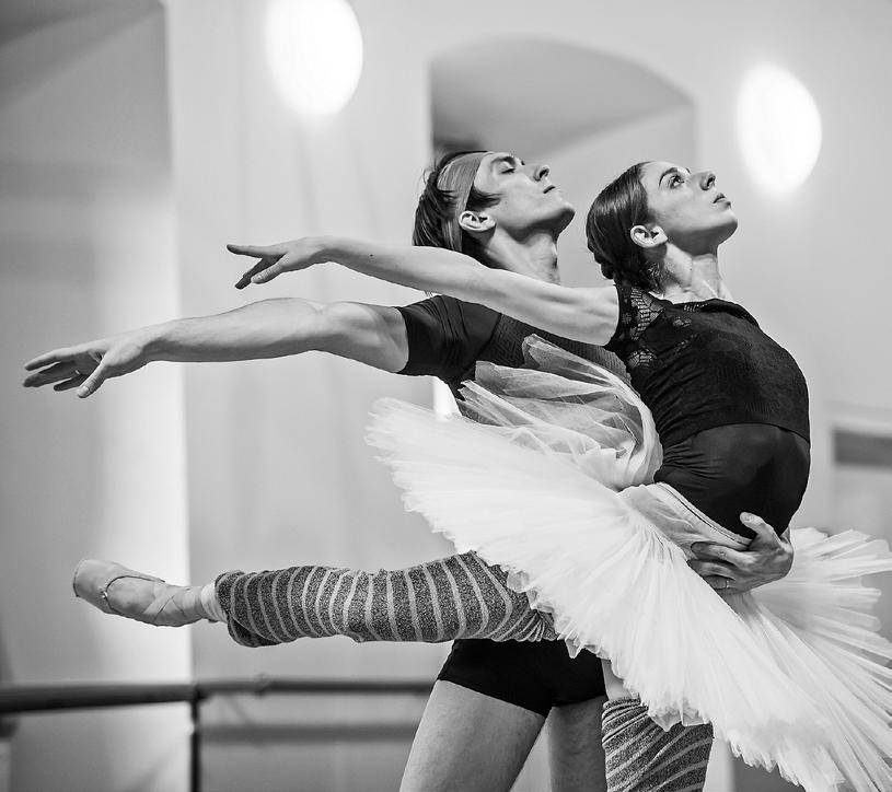 BALET > PREMIÉRA Choreografie: John Cranko Hudba: Petr Iljič Čajkovskij Nastudování: Birgit Deharde, Andria Hall, Filip Barankiewicz Umělecká supervize: Reid Anderson Scénografie: Martin Černý