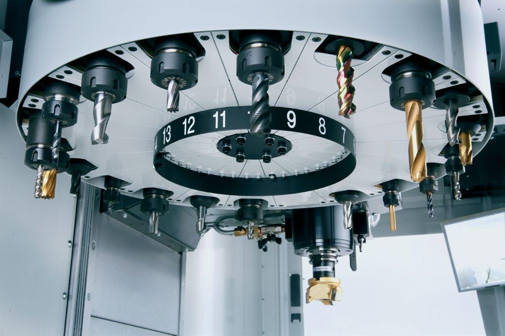 VÝMĚNA NÁSTROJŮ Ekonomický elektronický zásobník nástrojů Standardní zásobník nástrojů Haas s kuželem č. 40 je obvyklou ekonomickou volbou dílen s omezeným rozpočtem.