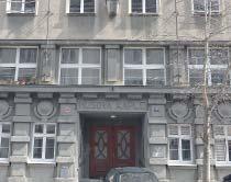 pro děti v Nemocnici Na Bulovce: Pondělí pátek: 16:00 6:00 Sobota a neděle: nepřetržitě Telefon: 283 842 224 266 084 220 PARKOVACÍ KARTY Městská část Praha 9, odbor životního prostředí a dopravy -
