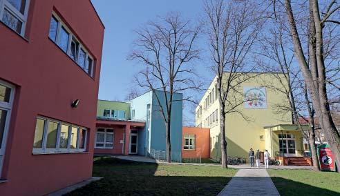 Z RADNICE Z dubnového Zastupitelstva MČ Praha 9 Jedním z bodů na zasedání zastupitelů MČ Praha 9 dne 30. dubna bylo i jednání o získání pozemku v Hrdlořezích.