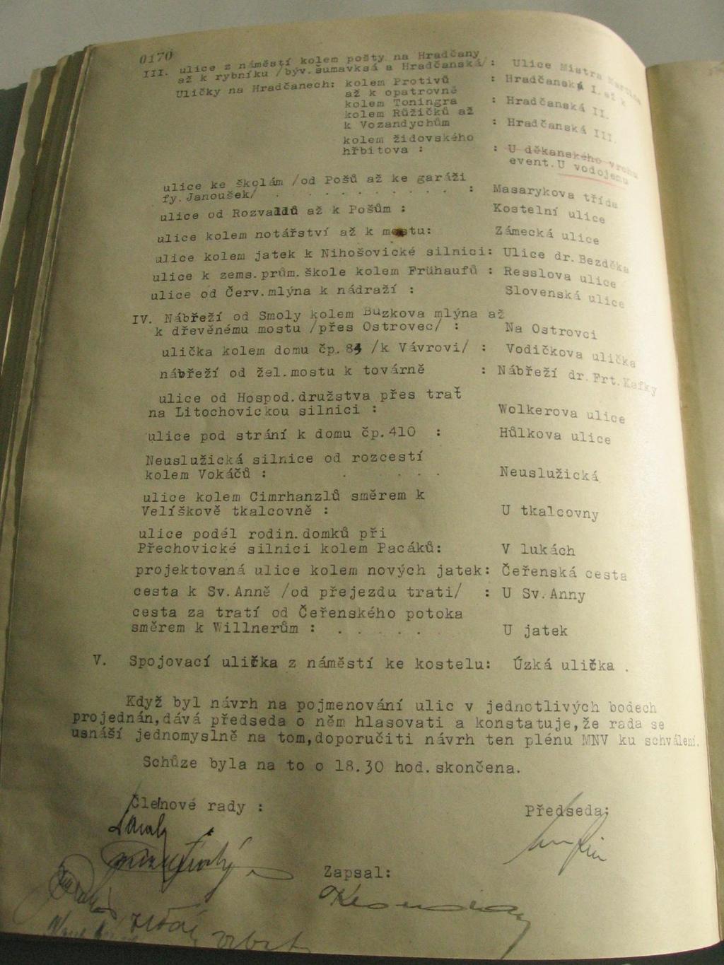 Příloha č. 10: Zápis z jednání rady MNV ve Volyni o revizi uličního názvosloví s návrhy jednotlivých jmen (13. 12.