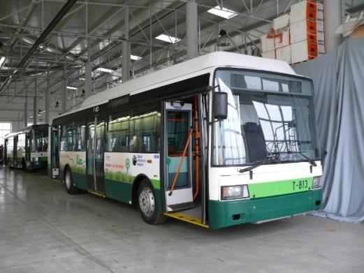obyv) MHD jen 13 %, Chemnitz 38 mil. (240 tis.obyv), RVV Řezno 37 mil.(200 tis.