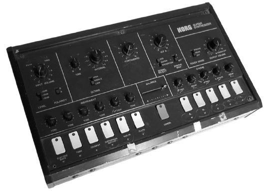 Attack Synth tedy modeluje zvuky podle zvuků X911 spolu s možnostmi úpravy zvuku podle této originální předlohy.