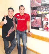 O hudební doprovod ve stylu němé grotesky se postaral klavírista Radim Linhart, držitel světového rekordu v počtu zahraných skladeb, který je dokonce zapsán v Guinessově knize rekordů.
