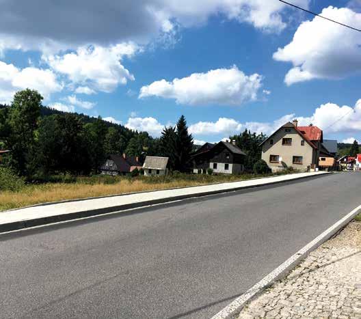 Projektová dokumentace na chodník od zastávky u restaurace La Pasta (Bowling) k odbočce na Nisu je již hotova, dále bychom chtěli postupně zbudovat chodník od pošty směrem k obecnímu úřadu nebo