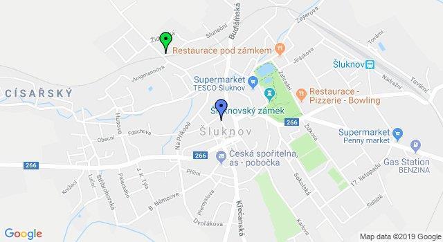 Cyklotrasy, zimní sporty, turistika. Dům je vhodný k rekonstrukci.