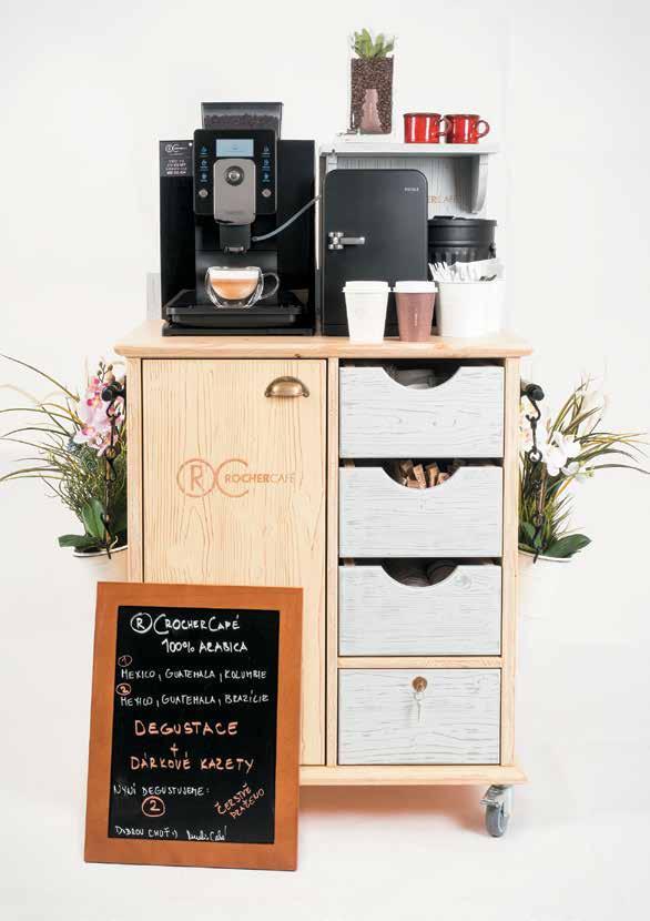 Coffee Point Mobilní kavárna Máte také chuť to zkusit vážně jinak? Co takhle dát si každé ráno s přáteli čerstvě praženou kávu v kavárenské kvalitě ze své malé kavárničky?