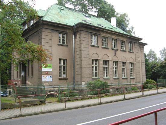 Příloha č. 1 Foto objektu: Kontrolu za účasti předsedkyně organizace Ing.