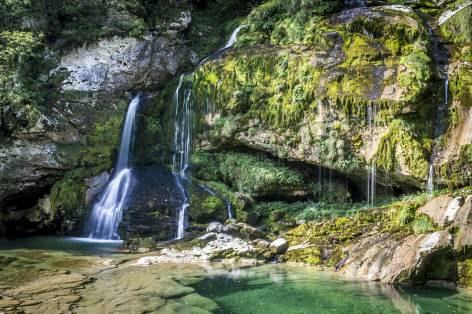 unikátní fauna a flóra, klenot pro botaniky a pírodovdce pramení zde nejzelenjší eka Evropy - Soa je nazýváno Zemí živé vody malá zem, která nabízí od všeho kousek a svou krásou a pívtivostí uspokojí