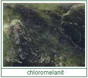 chlorid zlatitý hnědý - chem. vz. AuCl 3, silně hygroskopické červenohnědé sloupečkovité krystalky, snadno rozpustné ve vodě a lihu.