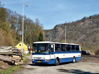 ŽELEZNIČNÍ DOPRAVA MEZIMĚSTSKÝ AUTOBUS KAROSA C 934 Vážení přátelé historických vozidel, nabízíme vám pronájem meziměstského