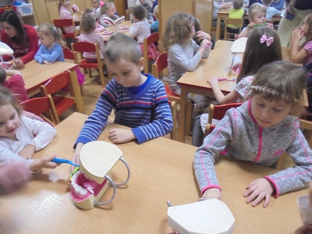 ŠKOLA A ŠKOLKA... Novinky ze ZŠ a MŠ S prvním článkem v tomto kalendářním roce zasílám pozdravy všem, kteří si vzali do rukou dvojčíslo ských listů.