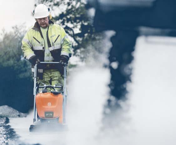 ABY ASFALT SNESL TLAK Asfalt snese extrémní teplotní zatížení s rozdíly od C do +60 C. Důkladné zhutnění zajistí, aby se asfalt s náročnými podmínkami vyrovnal.