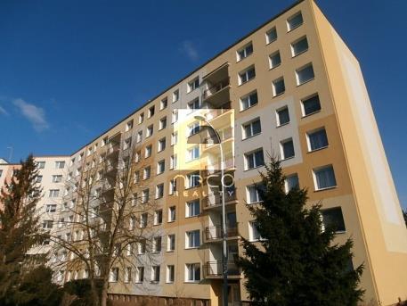 V- 10954/2018 Hodnocení:  1,00 K3 - pozemek, velikost, tvar podobný = 1,00 K4 - velikosti objektů, využitelnost