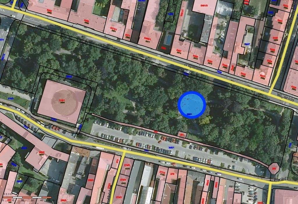 Adresa místa Kapacita Doba e Doba provozu Druh zboží č.: 13 Smetanovy sady (altán a přilehlé zpevněné plochy), parc. č.: 290/1, k.ú. 660 m 2 7.00 22.